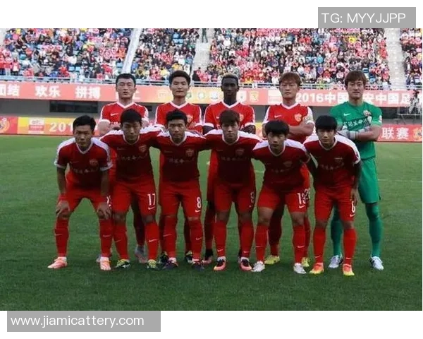 南京乒乓球队在选拔赛中以60分稳居积分榜首位展现强劲实力